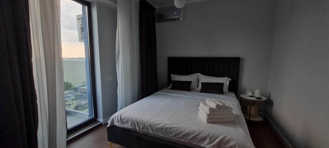 Golden Mirage Sunset Apartment Mamaia Eksteriør bilde