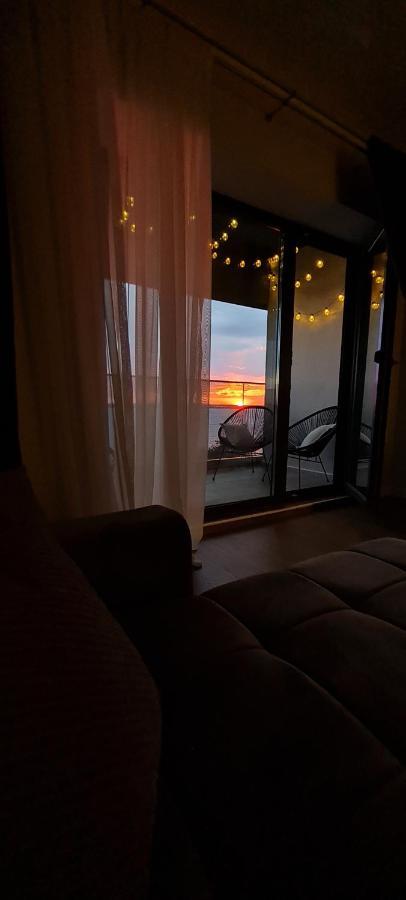 Golden Mirage Sunset Apartment Mamaia Eksteriør bilde