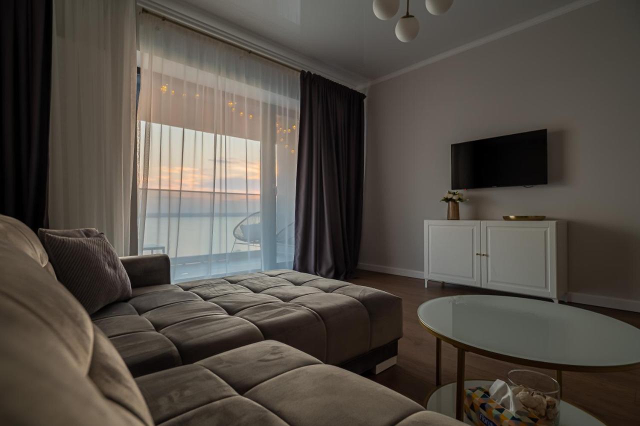 Golden Mirage Sunset Apartment Mamaia Eksteriør bilde